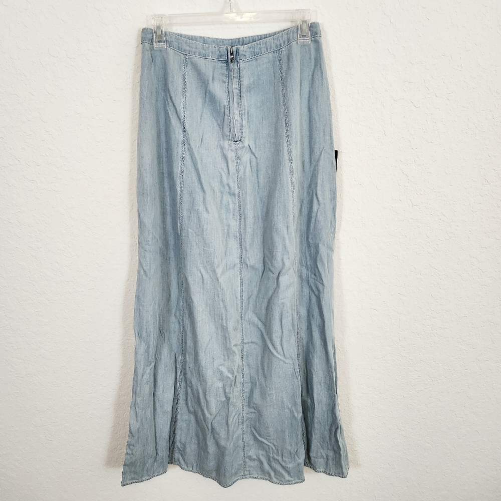 BCBGMaxazria | NWT Kimberly Split Front Maxi Skirt Light Chambray Size 4 - Picture 2 of 5